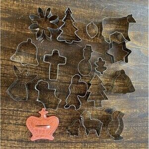 LOT 18 Vintage Cookie Cutters Variety Tree Bell Cross Angel Animals Santa Crown
